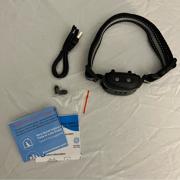 DogRook Rechargeable No-shock Bark Collar - Picture 2 of 10